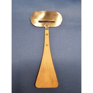 Vintage HOAN 4" (inch) wide Cheese Slicer/Server - w/Wood Handle - Made in Japan